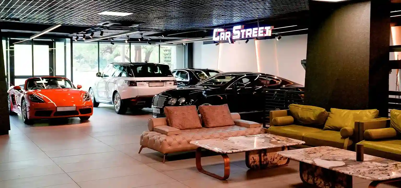Buy Used Luxury Cars in Lucknow